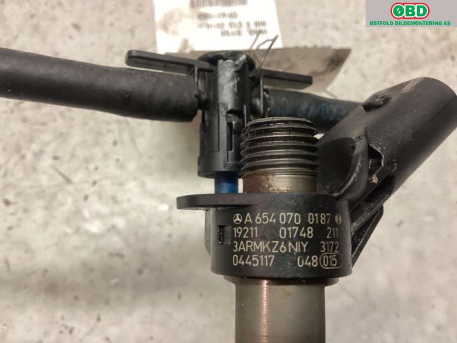 Dyse innsprøyting diesel til Mercedes E-Klasse 2016-2023 (W213) (W213) (MERCEDES|A 654 070 01 87|)