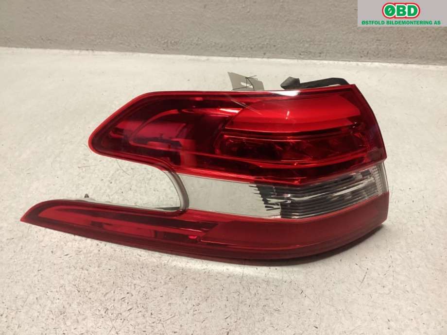 Baklykt venstre til Peugeot 308 2013-2021 (Type II) (PEUGEOT|96 780 939 80|)