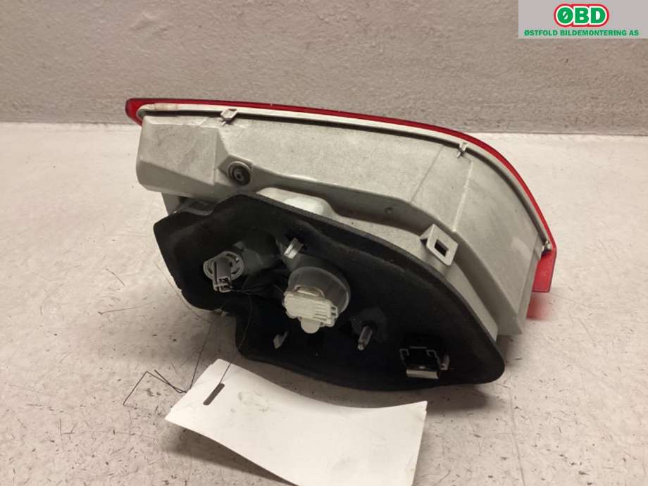 Baklykt høyre indre til Peugeot 308 2013-2021 (Type II)  (PEUGEOT|96 780 948 80|)