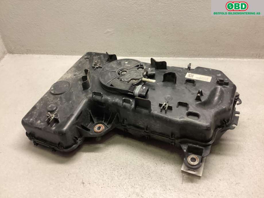 AdBlue tank til VW Transporter / Caravelle 2015-2019 (T6) (T6) (VOLKSWAGEN|7E0 131 877 H||7E0131877G)