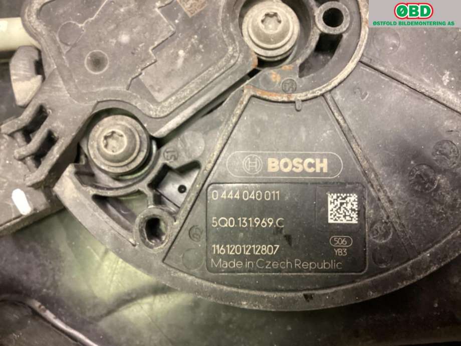AdBlue tank til VW Transporter / Caravelle 2015-2019 (T6) (T6) (VOLKSWAGEN|7E0 131 877 H||7E0131877G)