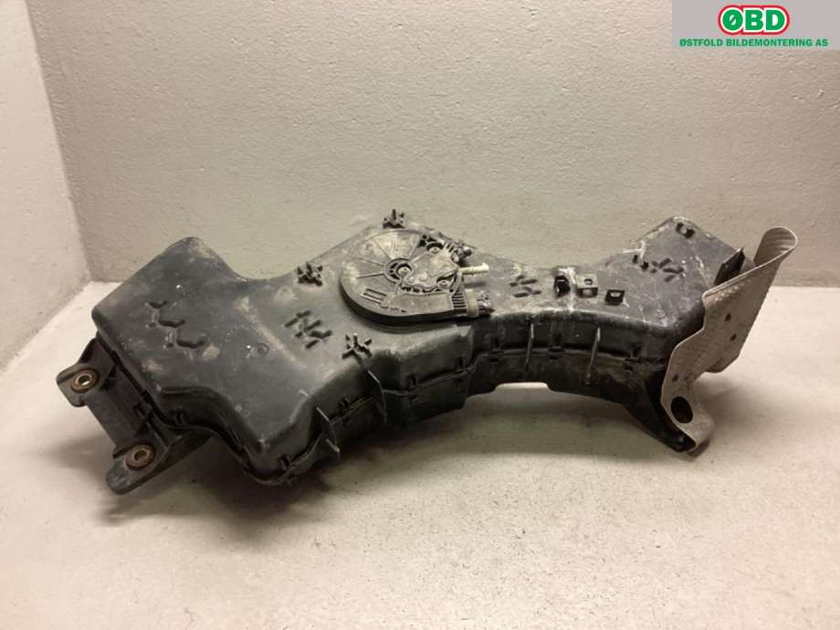 AdBlue tank til Ford Transit Connect 2018-->> Type II, Fase 2  (FORD|2645308||KV615J228BF)