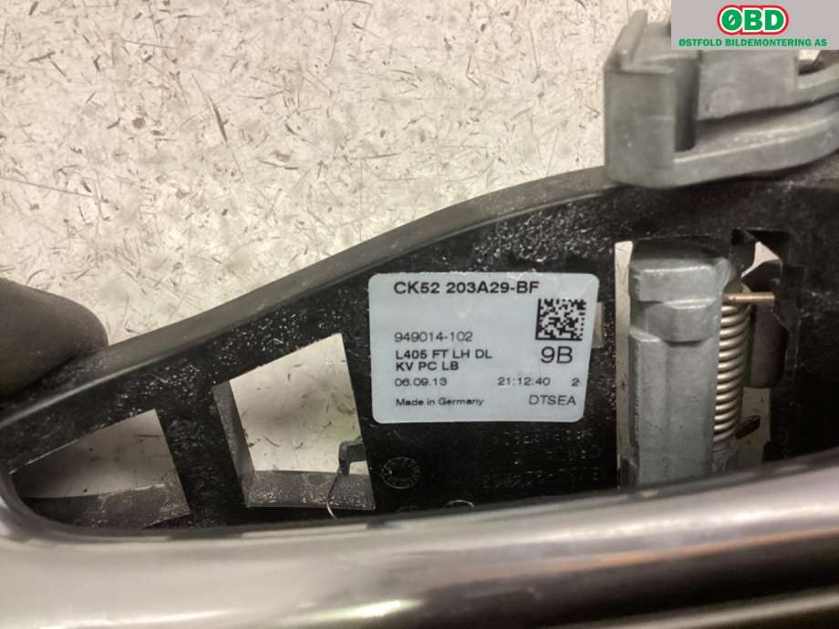 Dørhåndtak utv venstre foran til Land Rover Range Rover 2013-->> (Type IV)  (LAND-ROVER|LR038459|LR025540|)