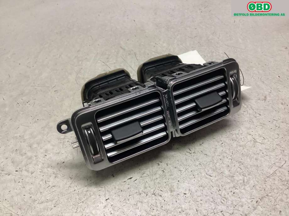 Diverse deler til Land Rover Range Rover 2013-->> (Type IV) (LAND-ROVER|LR048782|)