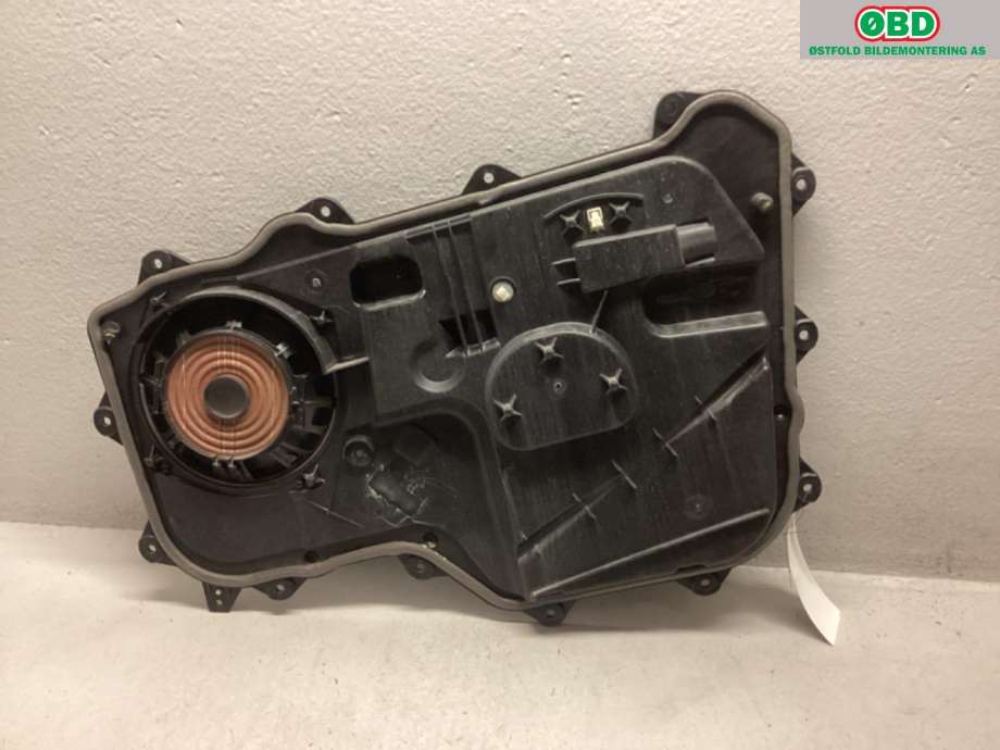 Bilstereo høyttaler til Land Rover Range Rover 2013-->> (Type IV)  (LAND-ROVER|LR047991|)