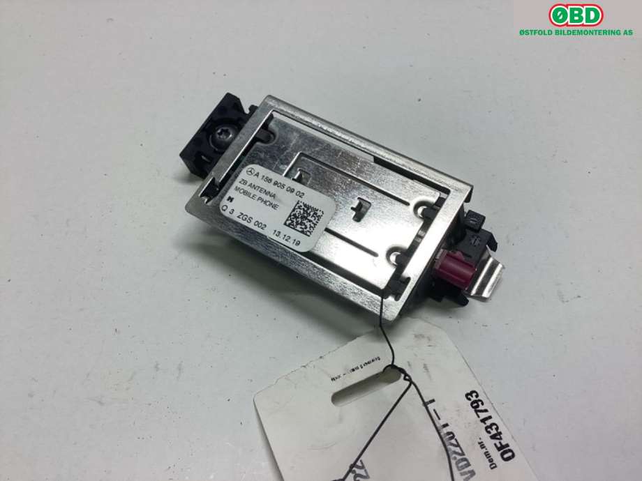 Antenne navigasjon til Mercedes GLC 2015-2022 (X253) (X253) (MERCEDES|A 156 905 09 02|)