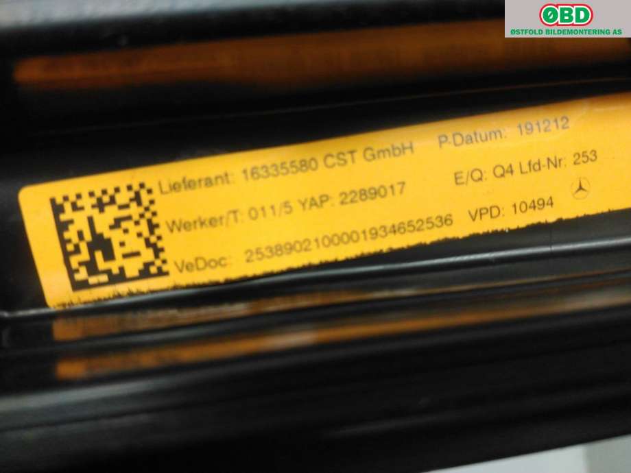 Takrails til Mercedes GLC 2015-2022 (X253) (X253) (MERCEDES|A 253 890 21 00||2538902100)