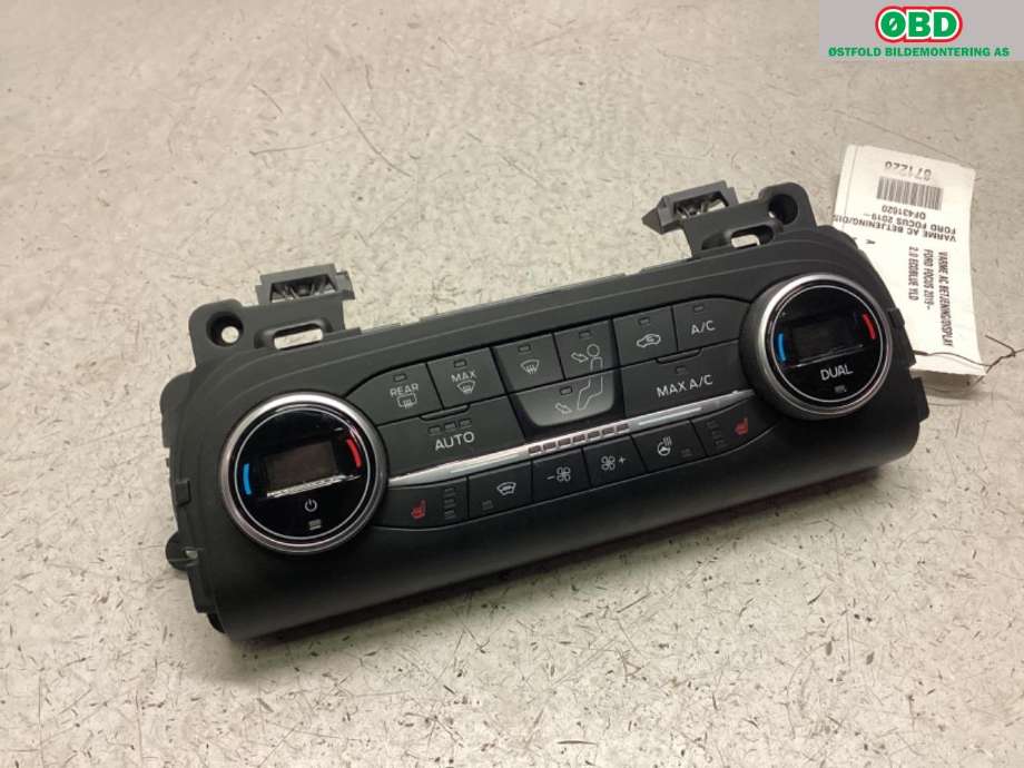 Varmeapparat betjening til Ford Focus 2018-->> (Type IV) (FORD|2470629|)
