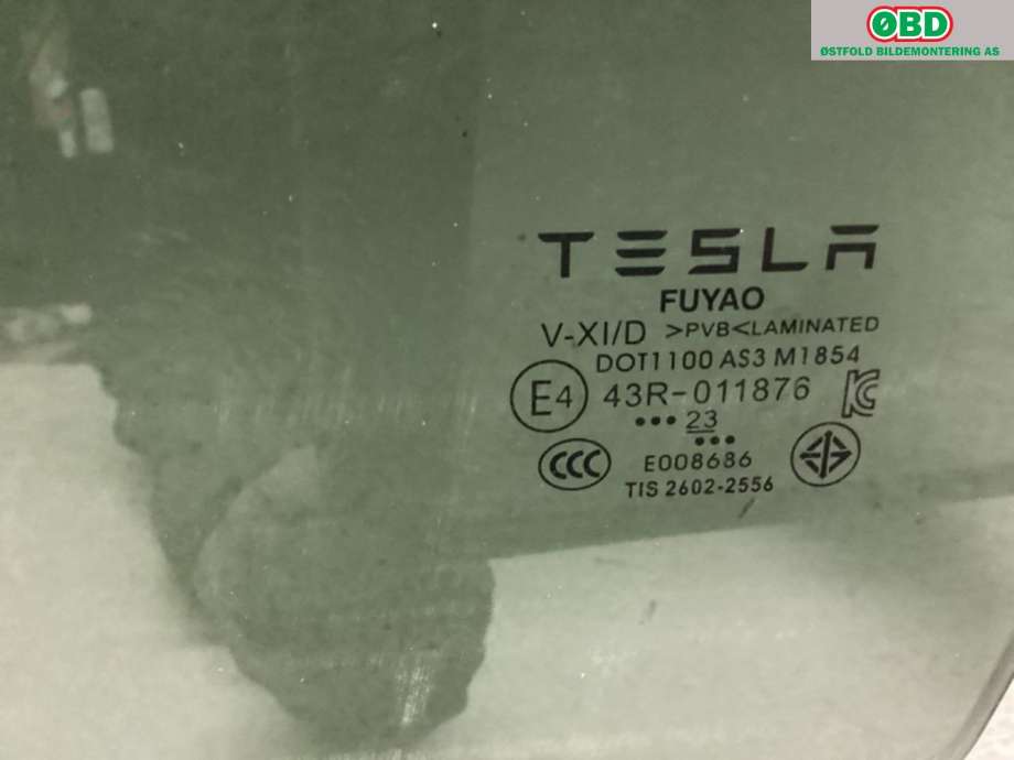 Siderute venstre bak til Tesla Model Y 2021-2024 (Type I)  (1666509-00-C|)