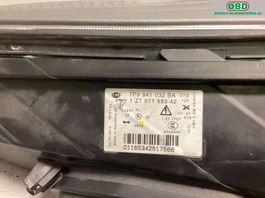 Frontlykt høyre halogen til Porsche Cayenne 2010-2017 (92A) (92A) (PORSCHE|958 631 178 00||7P5941032BA)