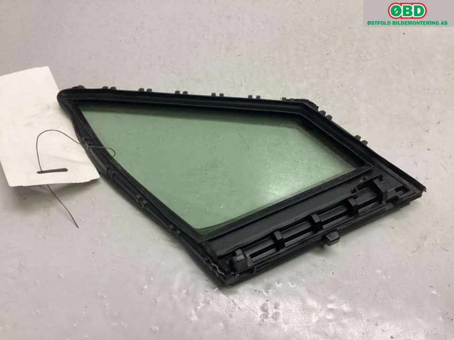 Diverse deler til Lexus NX 2014-2021 (Type I) (AZ10) (AZ10) (LEXUS|6812678010|)