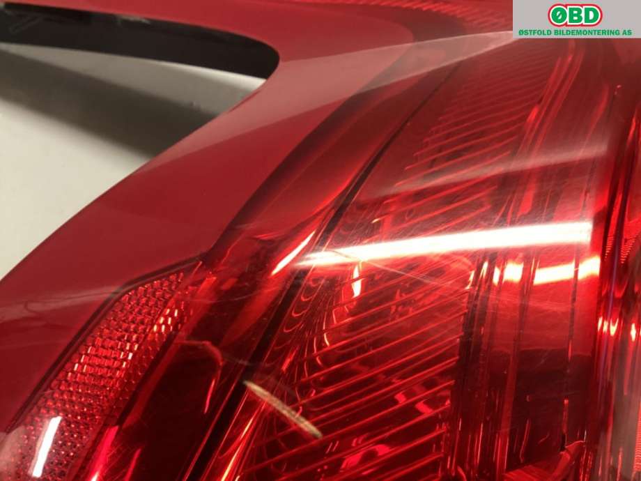 Baklykt venstre til Volvo V40 2012-2019  (VOLVO|31395844|)