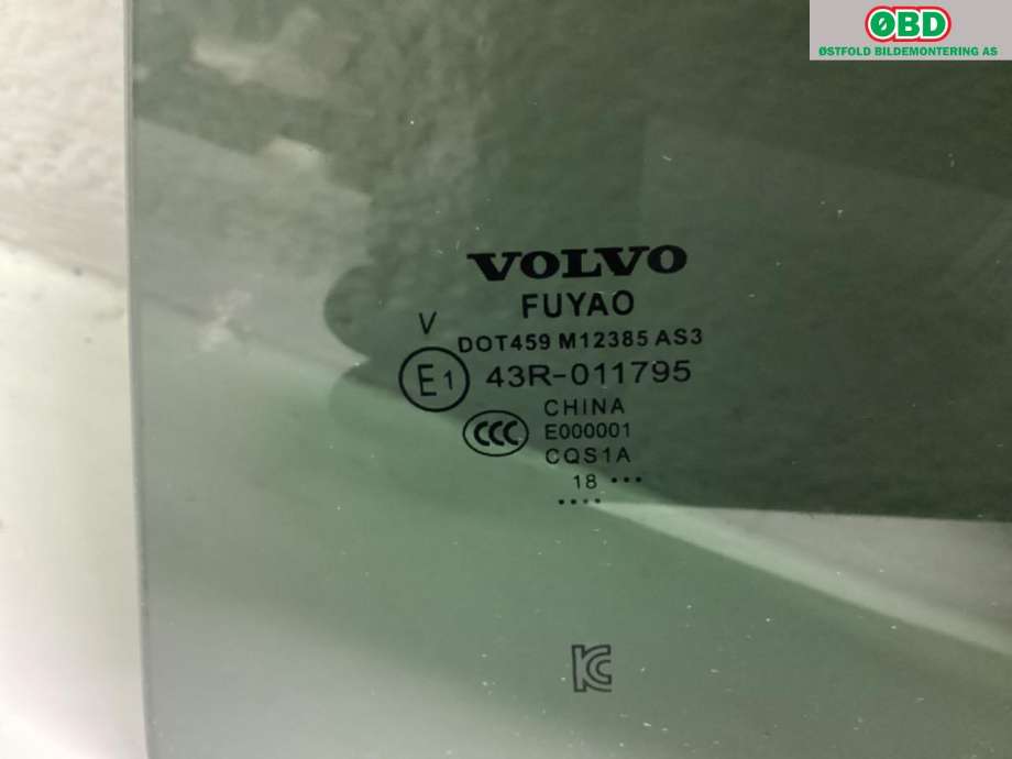 Siderute venstre bak til Volvo V60 / V60 CC 2018-->> (Type II)  (VOLVO|31468123|)