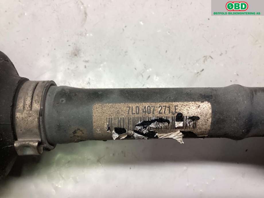 Drivaksel høyre foran til Audi Q7 2006-2010 (Type I, Fase 1)  (AUDI|7L0 407 271 F|)
