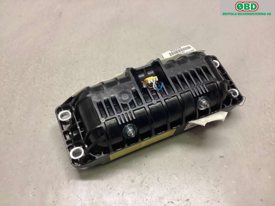 Airbag passasjer til VW Passat 2015-2019 (Fase 1) (B8) (B8) (VOLKSWAGEN|3G0 880 204 F|)