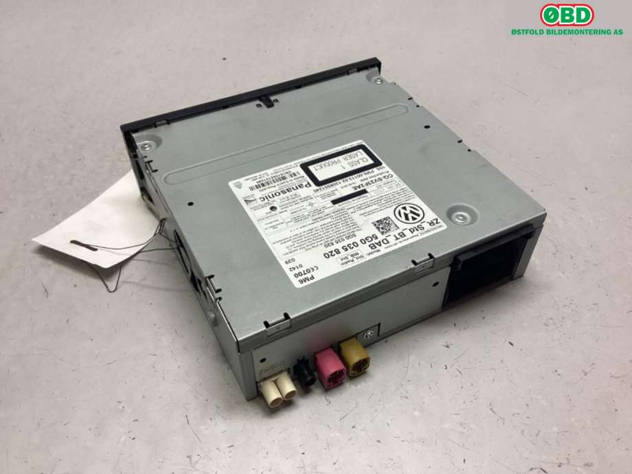 Bilstereo navigasjon til VW Golf VII 2012-2017 (Fase 1)  (VOLKSWAGEN|5G0 035 820 A||5G0035820)