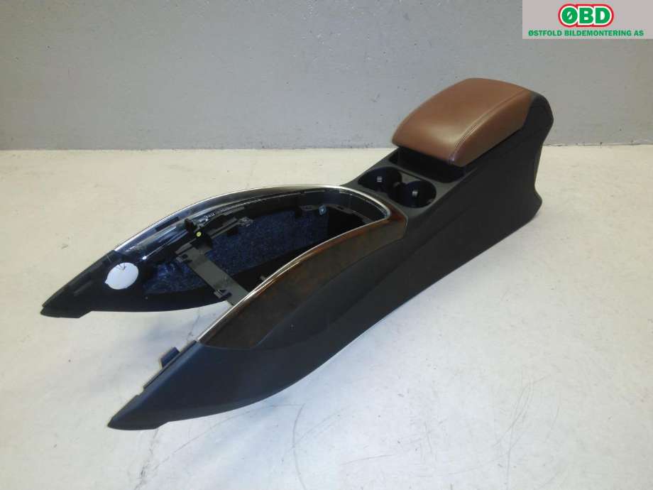 Sete armlene lokk til Audi Q5 2008-2012 (Type I, Fase 1)  (|8R0864981F)