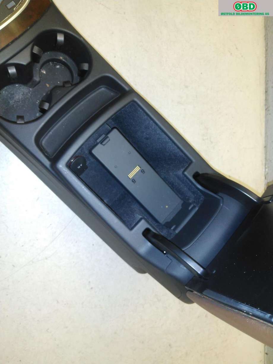 Sete armlene lokk til Audi Q5 2008-2012 (Type I, Fase 1)  (|8R0864981F)