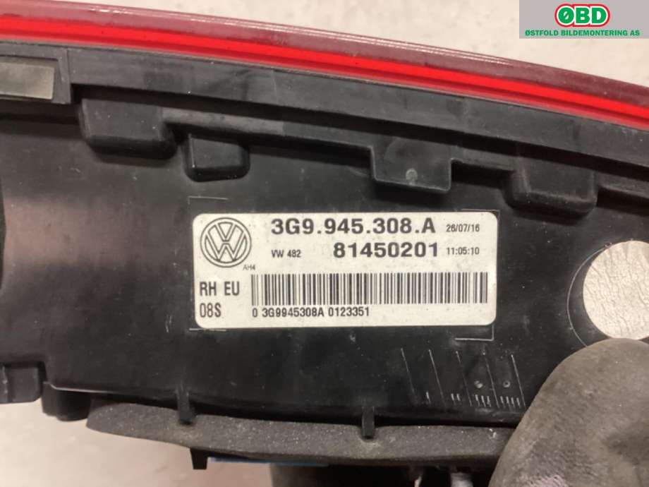 Baklykt høyre indre til VW Passat 2015-2019 (Fase 1) (B8) (B8) (VOLKSWAGEN|3G9 945 308 E|)