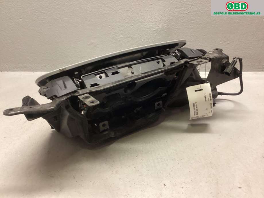 Batterilader inntak/luke til Nissan Leaf 2011-2017 (Type I)  (NISSAN|)