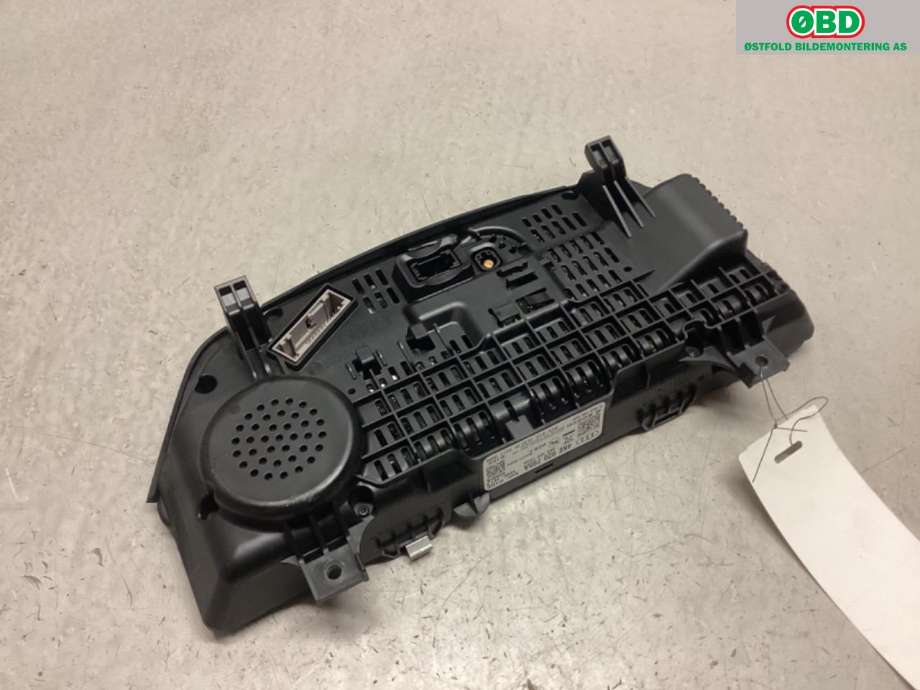 Instrumentpanel til Audi e-tron 2018-->>  (AUDI|4KE 920 795 A|)