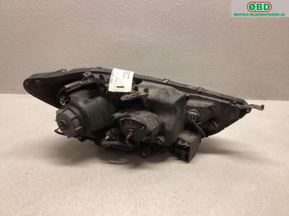 Frontlykt venstre halogen til Mitsubishi ASX 2010-2019  (MITSUBISHI|8301B587|)