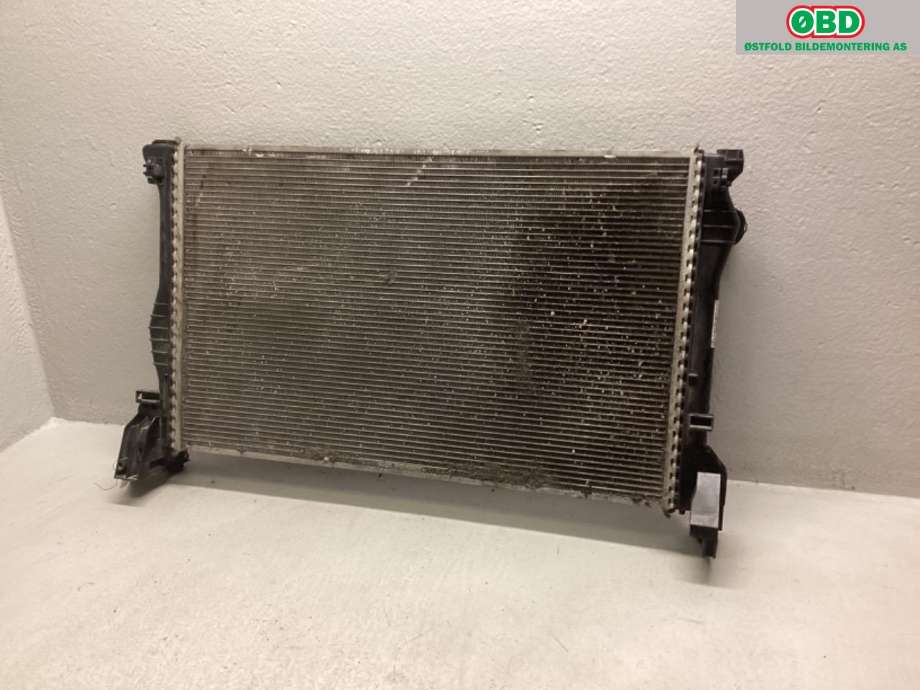 Radiator (automat gir) til Mercedes Vito 2014-->> (W447) (W447) (MERCEDES|A 447 501 00 01|)