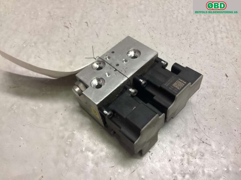 Diverse deler til VW ID.3 2020-->> (VOLKSWAGEN|1EA 816 702 A|)
