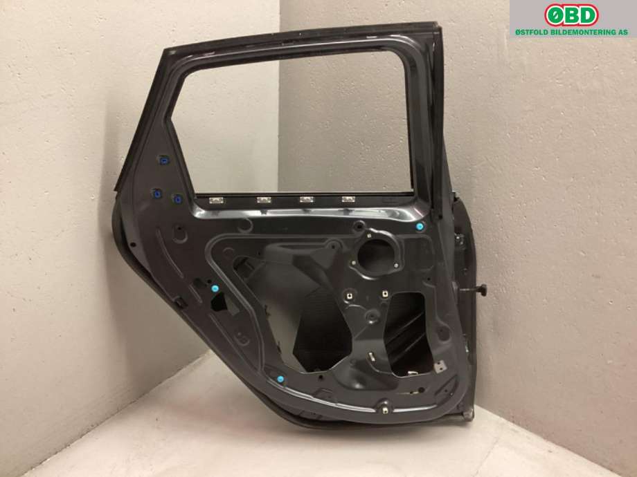 Dør venstre bak til BMW 2-Serie, Active/Gran Tourer 2014-->> (F45/F46) (F45/F46) (BMW|41 51 7 294 231|)