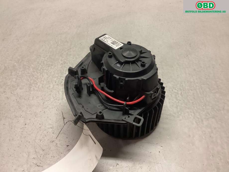 Varmeapparat motor til VW Transporter / Caravelle 2015-2019 (T6) (T6) (VOLKSWAGEN|7E1 820 021 B|)