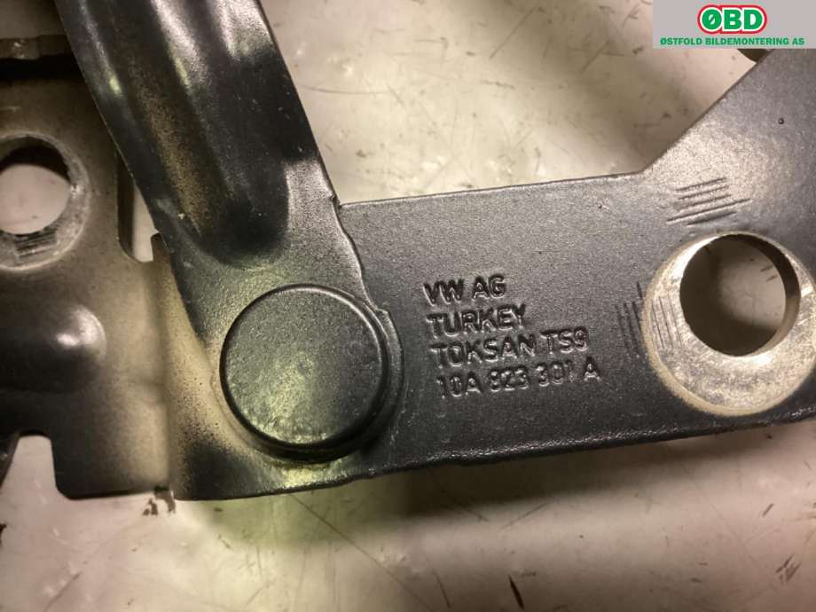 Panserhengsler til VW ID.3 2020-->> (VOLKSWAGEN|10A 823 301 A|)