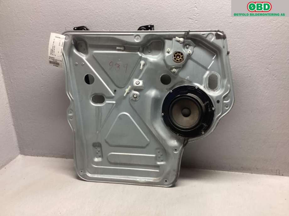 Ruteheis til VW Transporter / Caravelle 2009-2015 (Fase 2) (T5) (T5) (VOLKSWAGEN|7E0 837 753 E|)