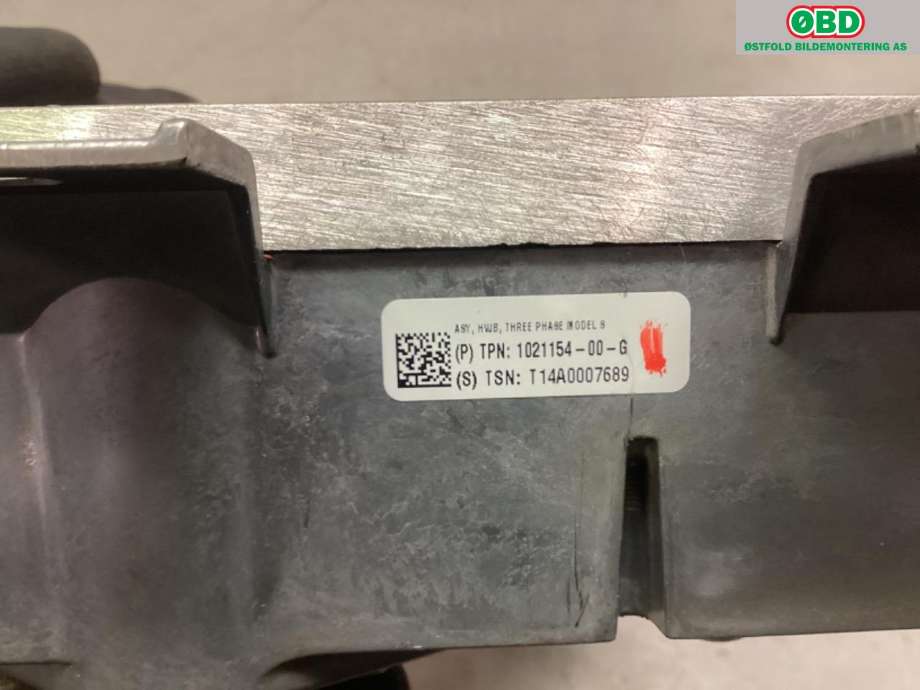 Diverse deler til Tesla Model S 2013-2016 (Fase 1)  (TESLA|)