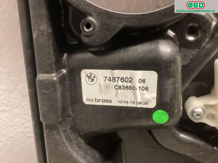 Ruteheis høyre bak til BMW X3 2017-->> (G01) (G01) (BMW|51 35 7 498 150|51 35 7 455 084|)