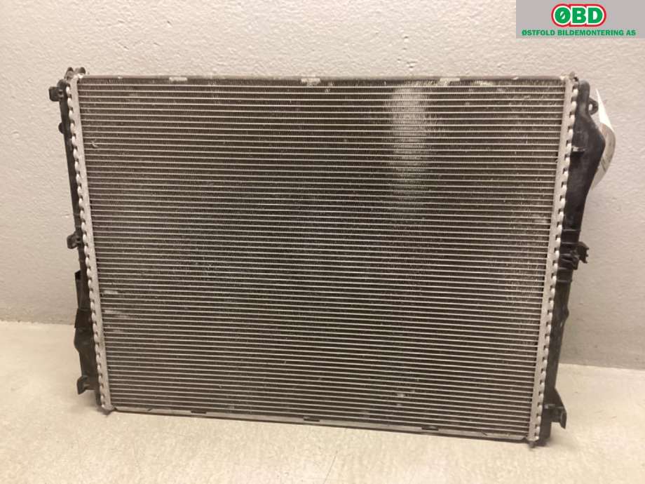 Radiator (automat gir) til Mercedes Vito 2014-->> (W447) (W447) (MERCEDES|A 099 500 71 00|)