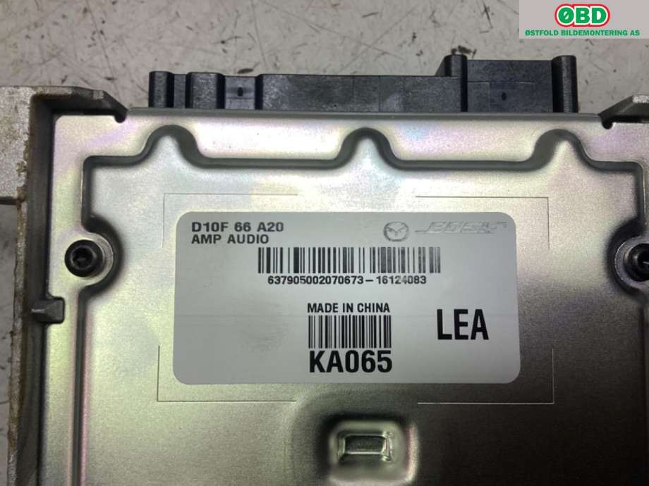 Bilstereo forsterker til Mazda CX-3 2015-2022  (MAZDA|D10F-66-A20|)