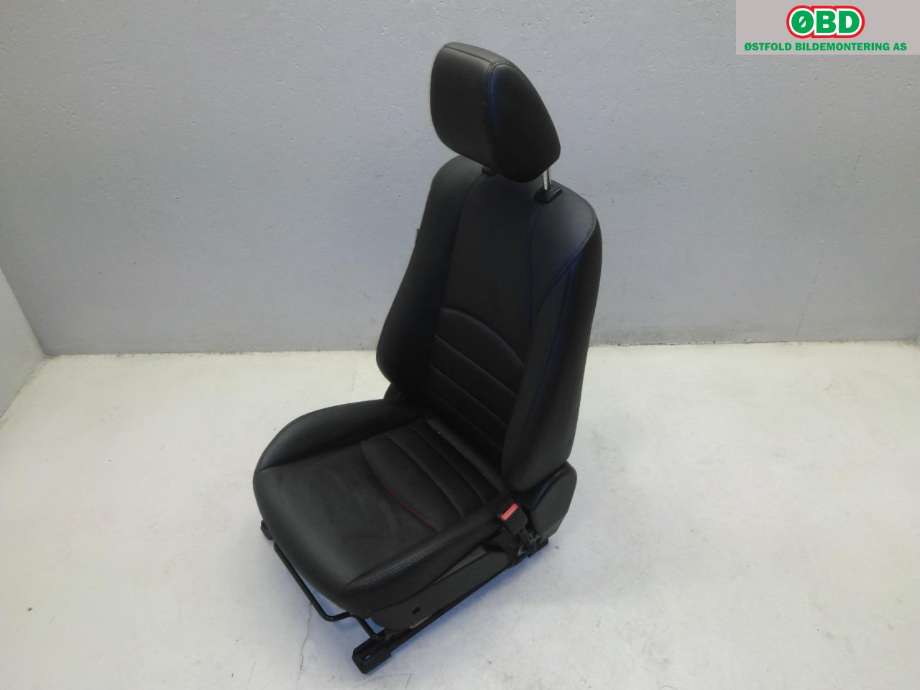Sete foran høyre til Mazda CX-3 2015-2022 (MAZDA|)