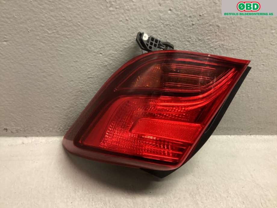 Baklykt høyre til Toyota Yaris 2014-2020 (Type III, Fase 2) (TOYOTA|815580D600|)