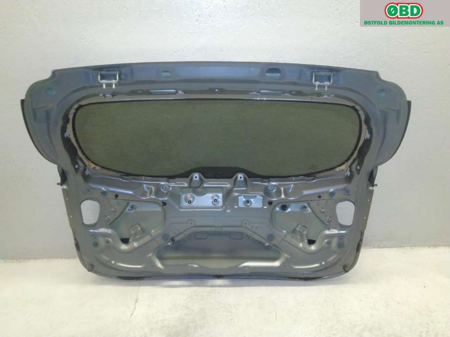 Bakluke combi til Kia Carens 2013-2018 Type III (KIA|73700A4040|)