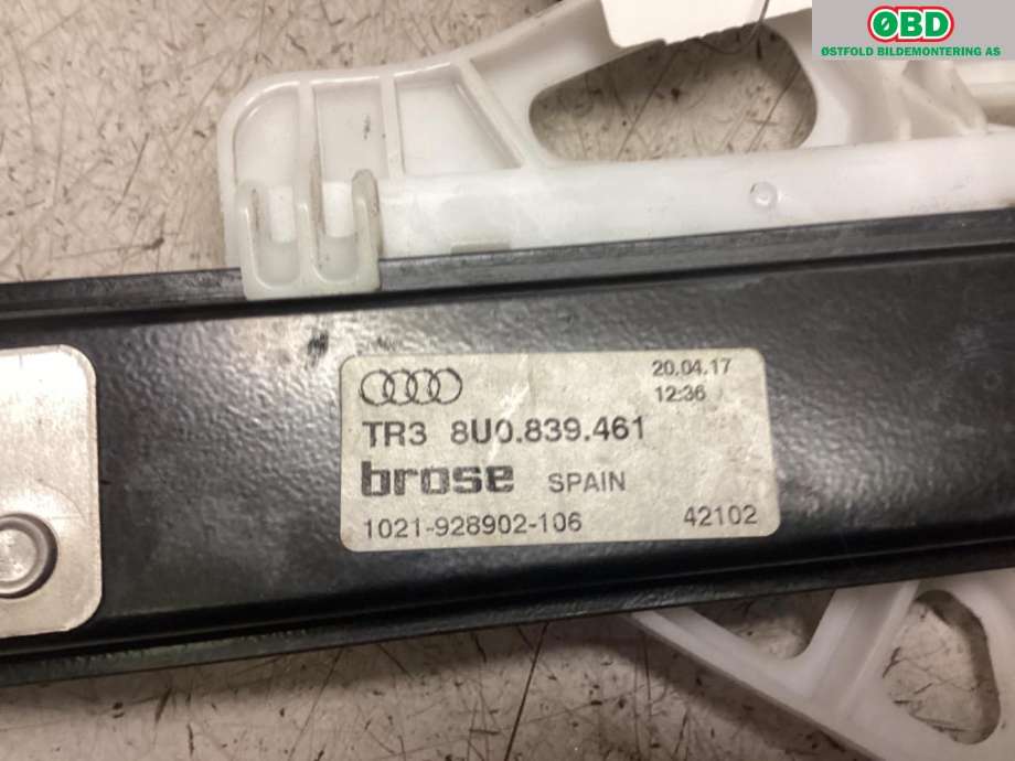 Ruteheis venstre til Audi Q3 2015-2018 (Type I, Fase 2) (AUDI|8K0 959 811 A|8U0 839 461|)