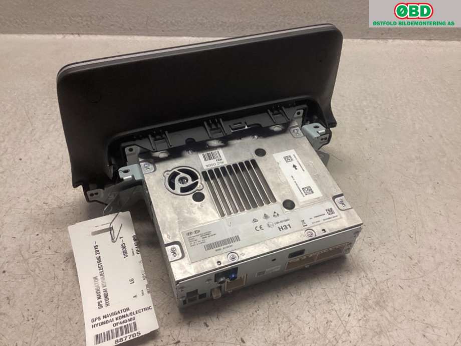 Bilstereo navigasjon til Hyundai Kona 2017-2021 (Type I, Fase 1)  (HYUNDAI|96560K4120TMT|)