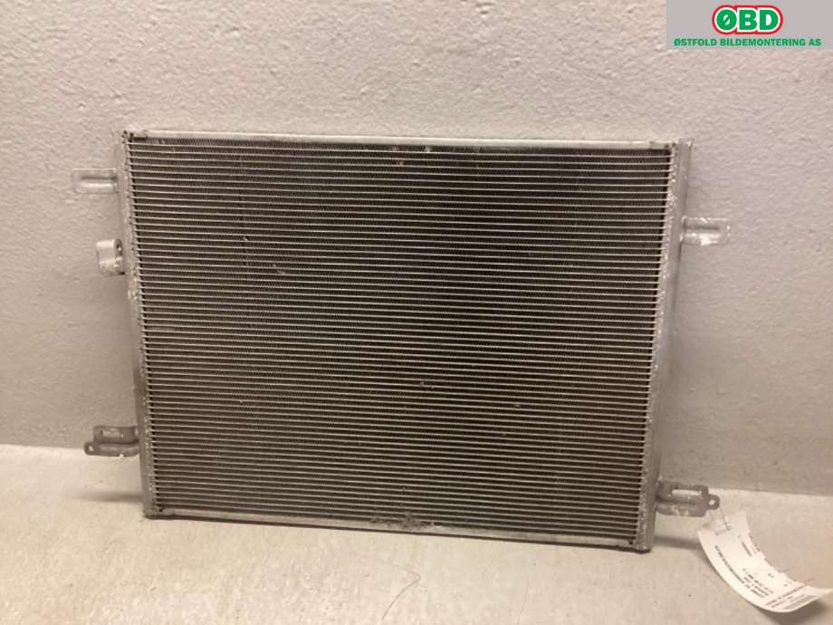 Aircondition radiator til Renault Zoe 2013-2019 (Fase 1)  (RENAULT|921007736R|)