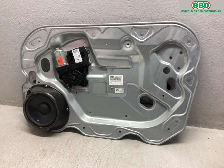 Ruteheis høyre foran til Ford Kuga 2008-2012 (Type I) (FORD|1767044|1738646|)