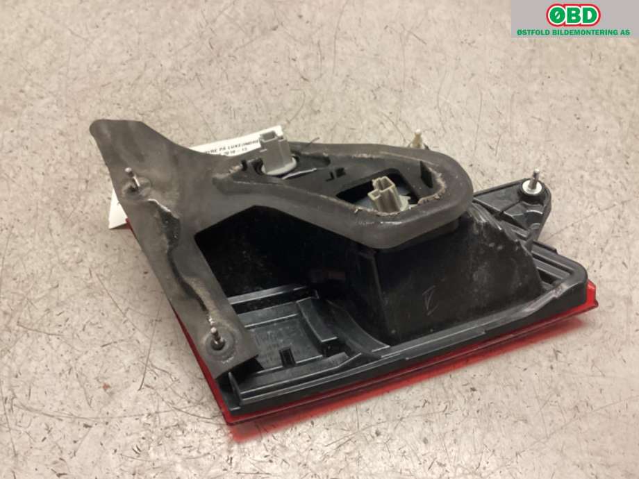 Baklykt høyre indre til Subaru Outback 2009-2014 (Type IV)  (SUBARU|84912AJ250|)