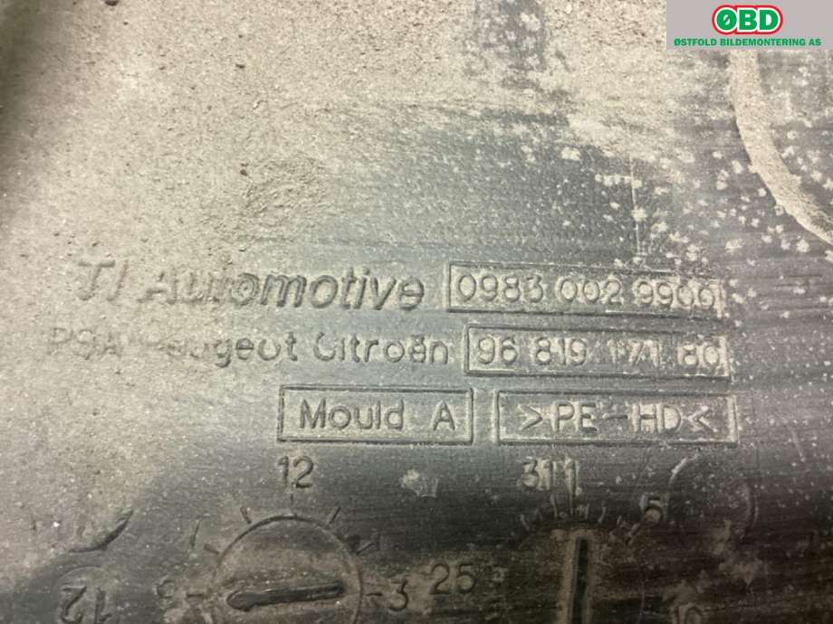 AdBlue tank til Citroën C5 2008-2017 (Type II)  (CITROEN|1500 NK|)