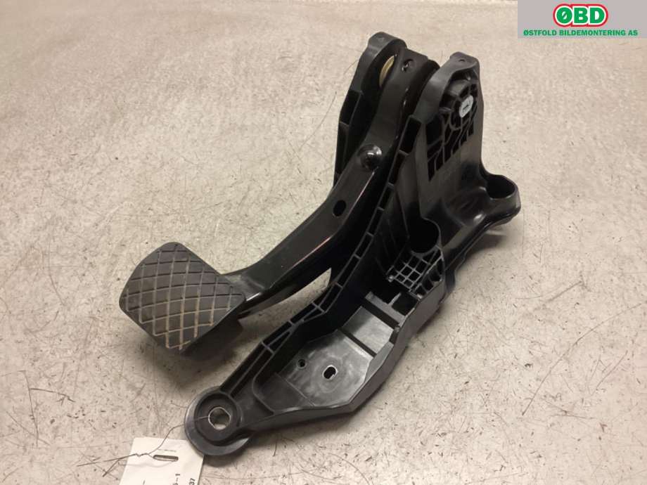 Pedal gass/brems/clutch til Audi Q4 e-tron 2021-->> (AUDI|1EB 723 151 B|1EB 723 115 C|)