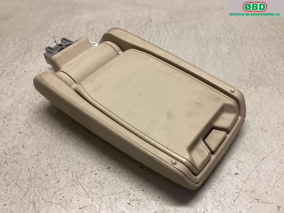Sete armlene lokk til Audi A7 2014-2018 (Type I, Fase 2)  (AUDI|4G0 864 248 B|4G0 864 208 G|)