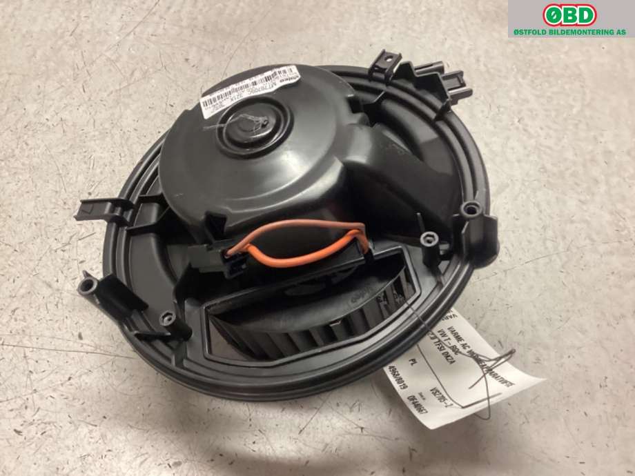 Varmeapparat motor til VW T-Roc 2017-->>  (VOLKSWAGEN|5Q1 819 021 H|)