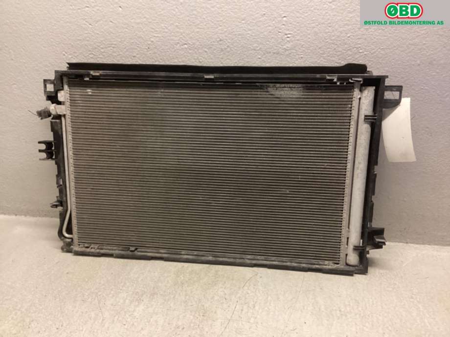 Aircondition radiator til Mercedes Vito 2014-->> (W447) (W447) (MERCEDES|A 447 835 00 70|)