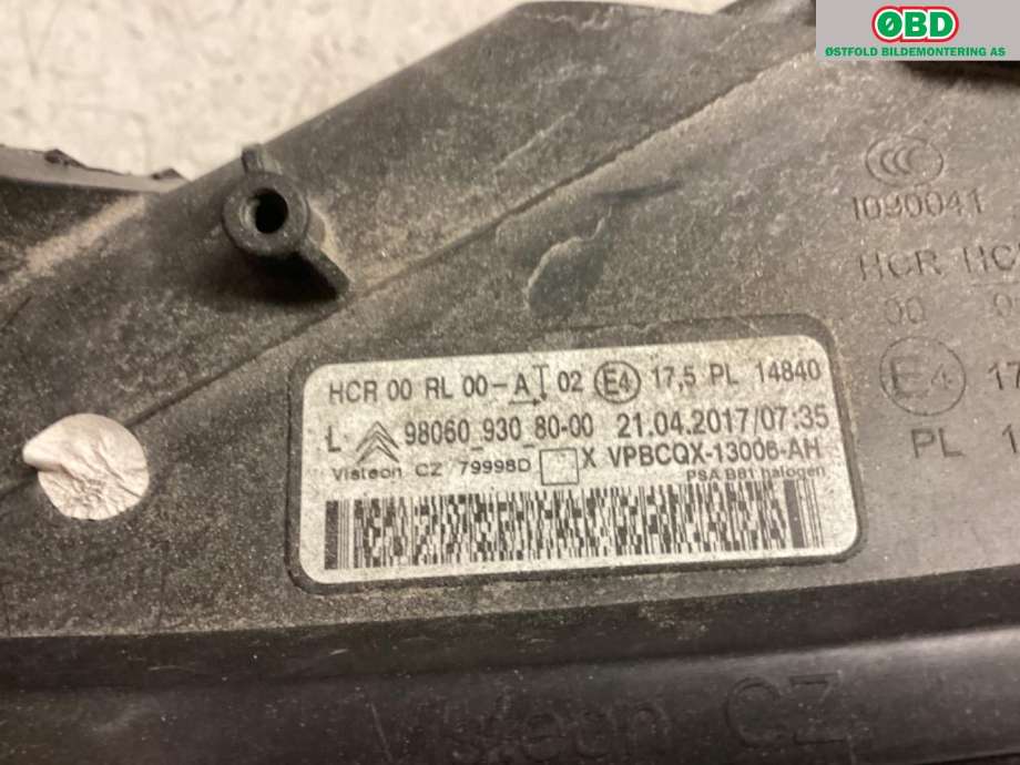 Frontlykt venstre halogen til Citroën DS5 2012-2017  (CITROEN|98 020 866 80|)